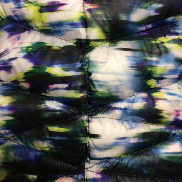 NWOT Tangerine Semi-Puffy Vest - Picture 3 of 7